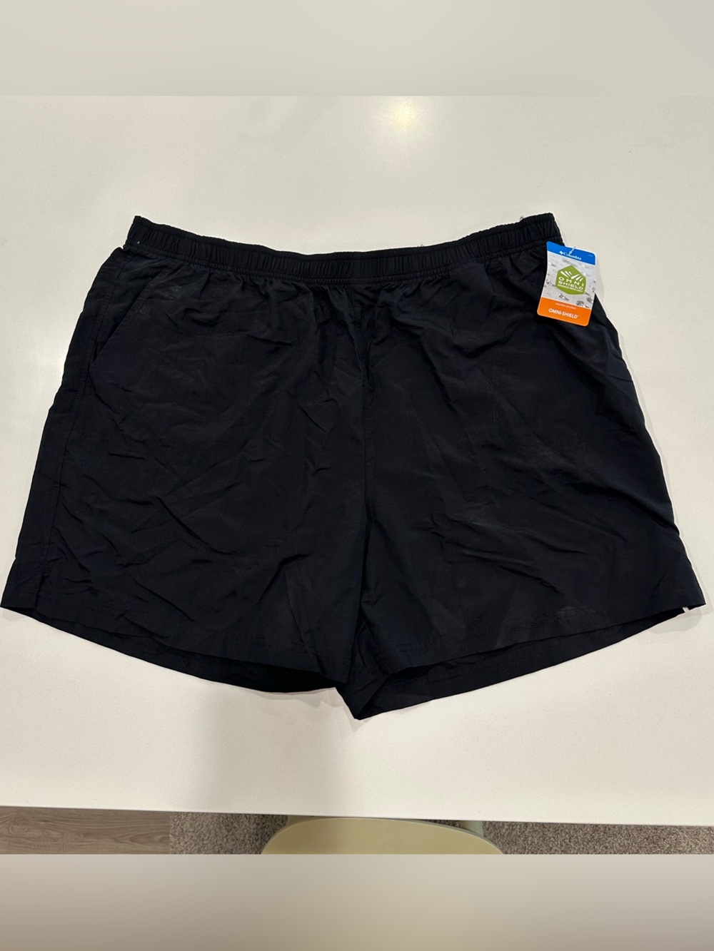 NWT Women’s Columbia court shorts